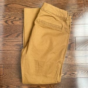Old Navy Pixie Mid Rise Ankle Chino Pants